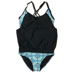Nwot Double layer tankini set M